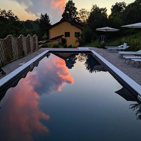 Cascina Ghitin Relais Guest House Asti Exterior photo