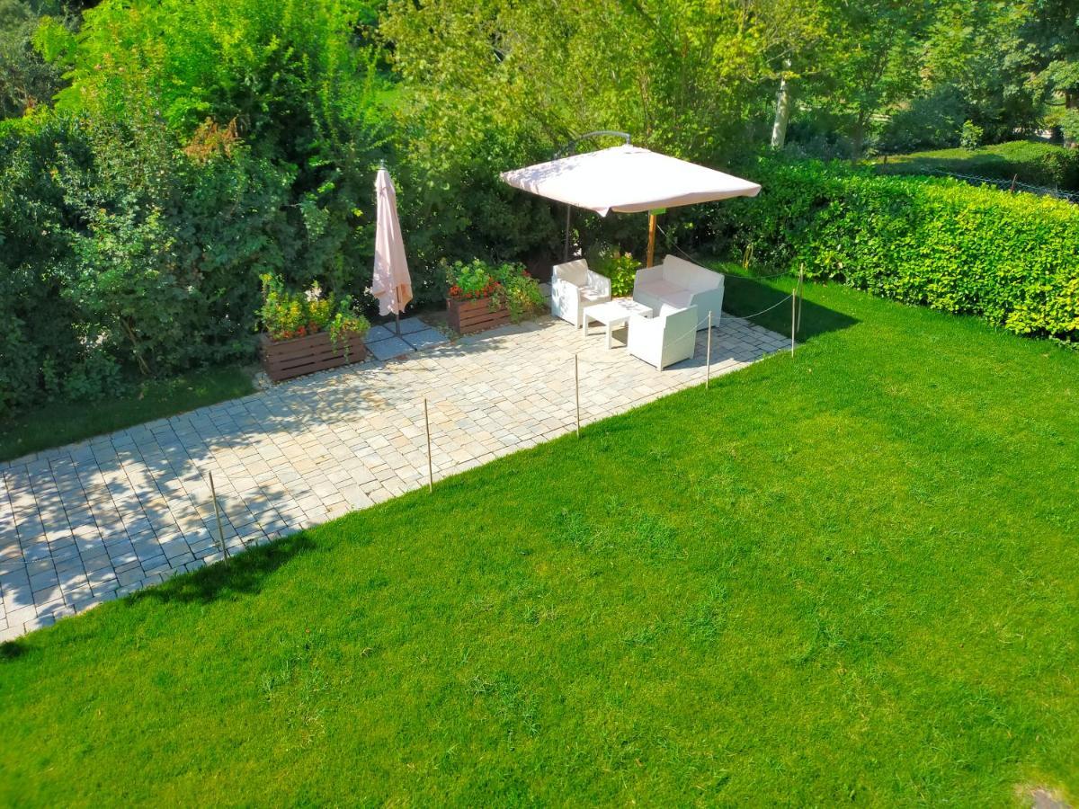 Cascina Ghitin Relais Guest House Asti Exterior photo