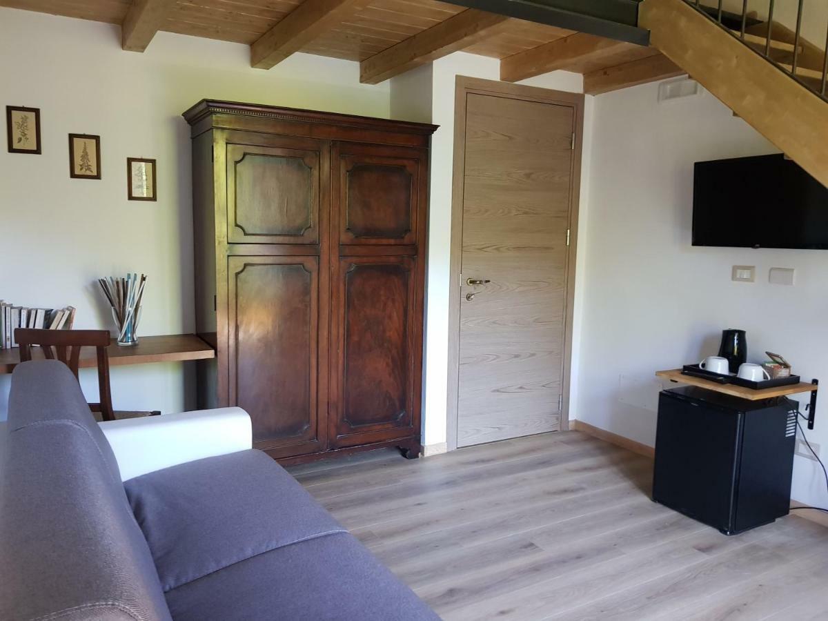 Cascina Ghitin Relais Guest House Asti Exterior photo